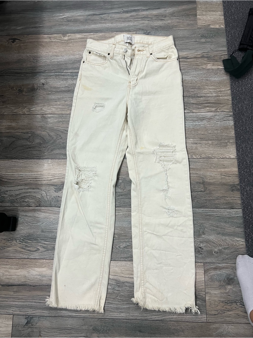 Urban Outfitters Off-White Distressed Straight Leg Jeans